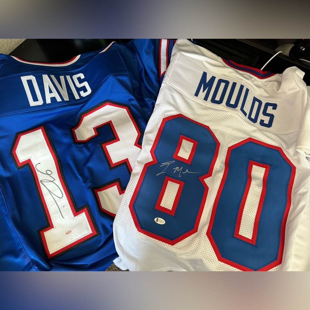2 signed buffalo bills jerseys with COA